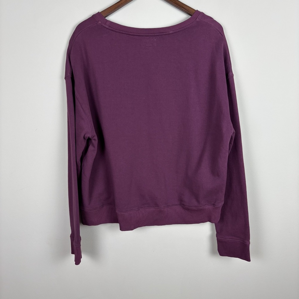 Pact Sweatshirt Womens XL Maroon Kiss Lip Graphic Pullover Sustainable‎ Organic - Picture 4 of 7